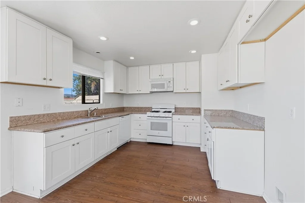 Photo of 9650 Farmington Drive