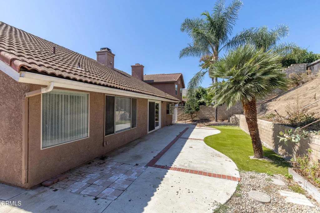 Photo of 6131 Fremont Circle