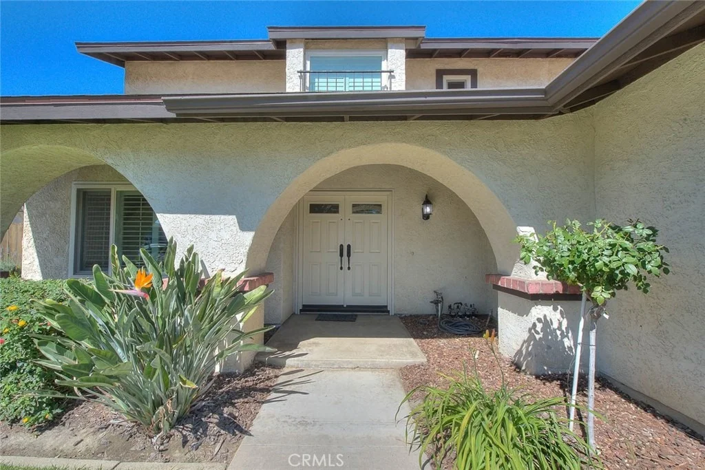 Photo of 13425 Mistletoe