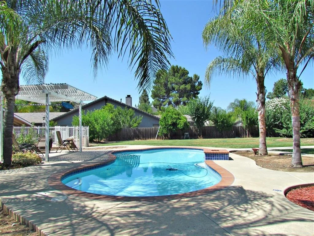 Photo of 15940 Arena Dr