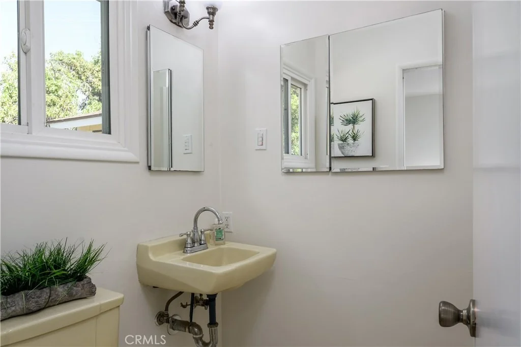 Photo of 14940 Janine Drive
