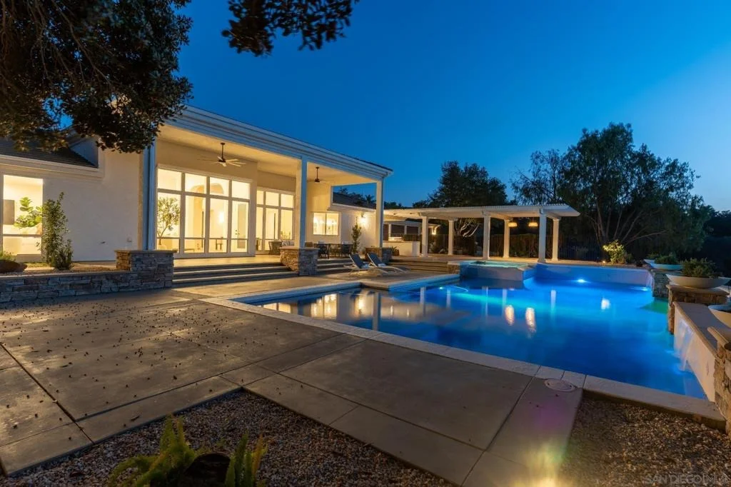 Photo of 3068 Willow Heights Road
