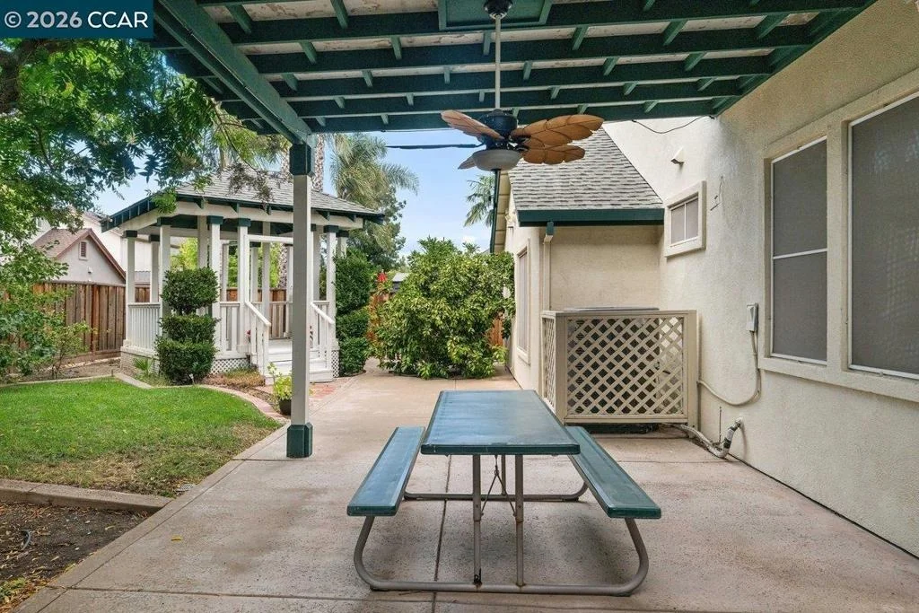 Photo of 1615 Laurelbrook Dr