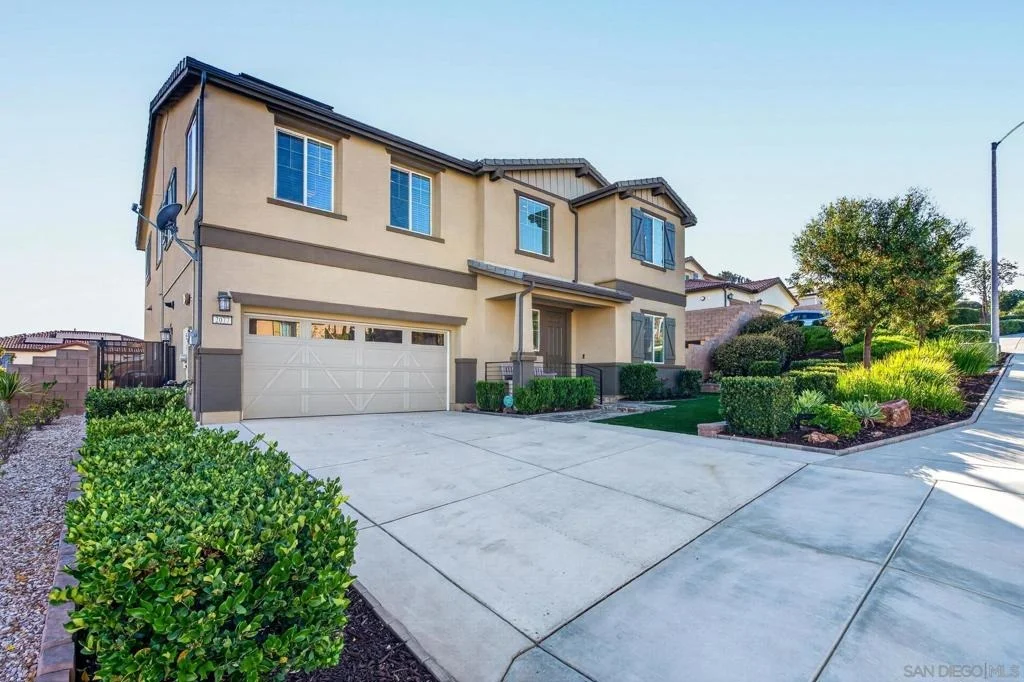 Photo of 2077 Del Rincon Place