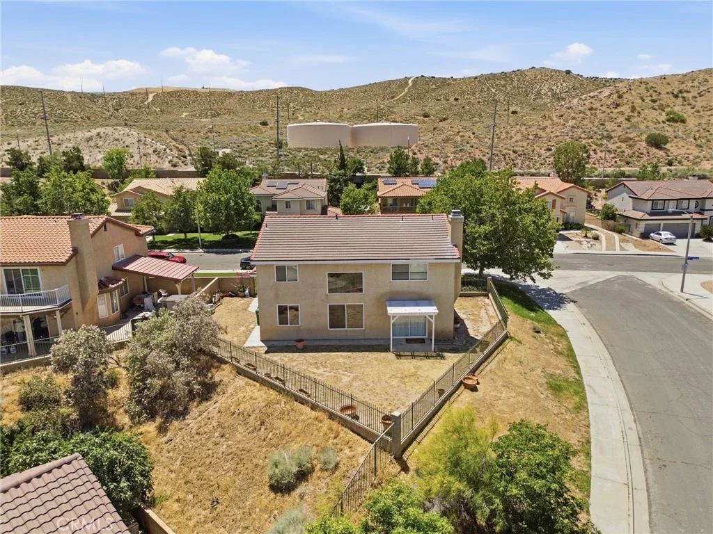 Photo of 38264 Hillcrest Drive