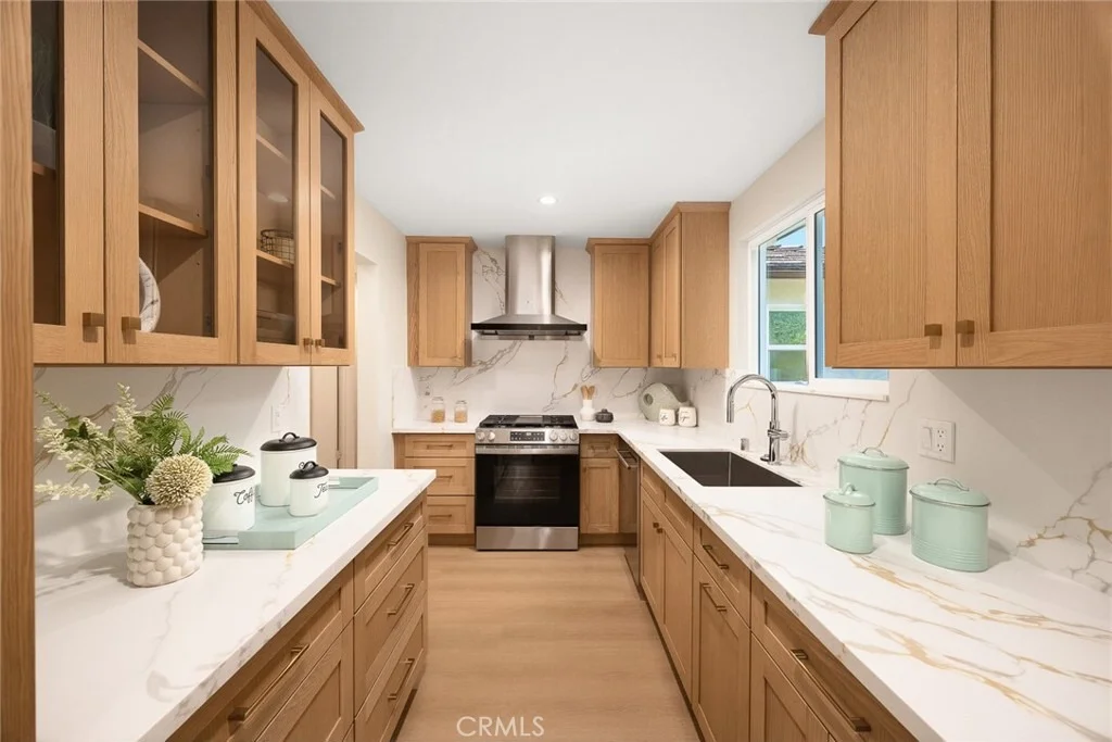 Photo of 2320 Sewanee