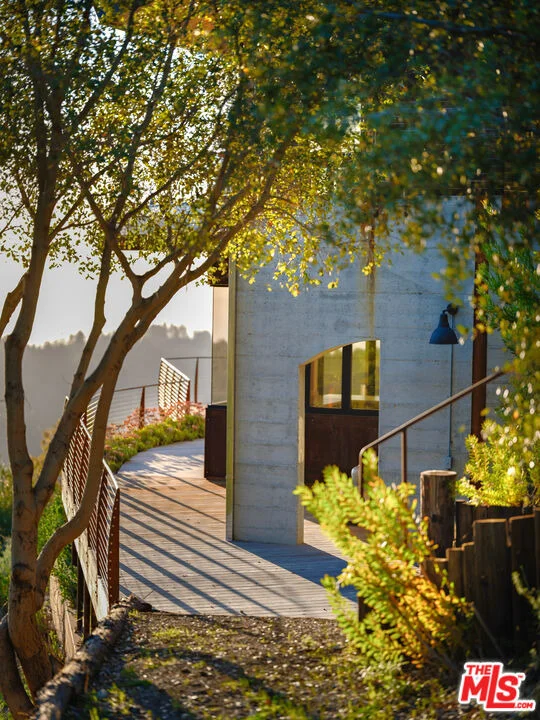 Photo of 47730 Coast Ridge Road