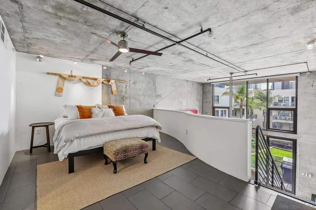 Photo of Unit 310 at 1780 Kettner Blvd