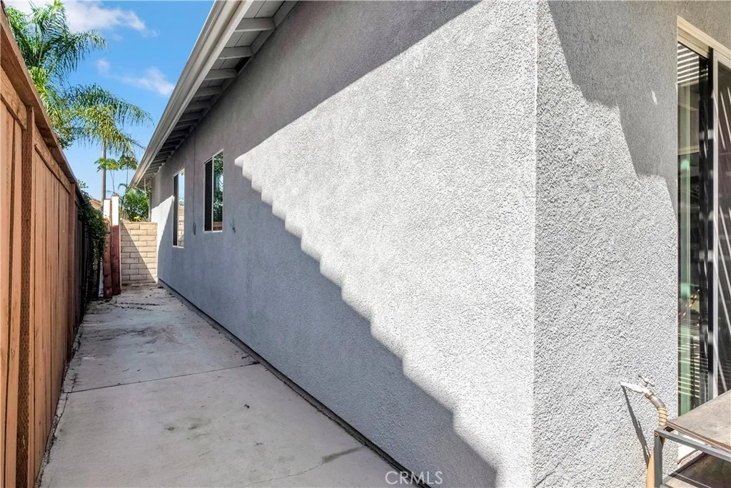 Photo of 3227 Thistlewood Lane
