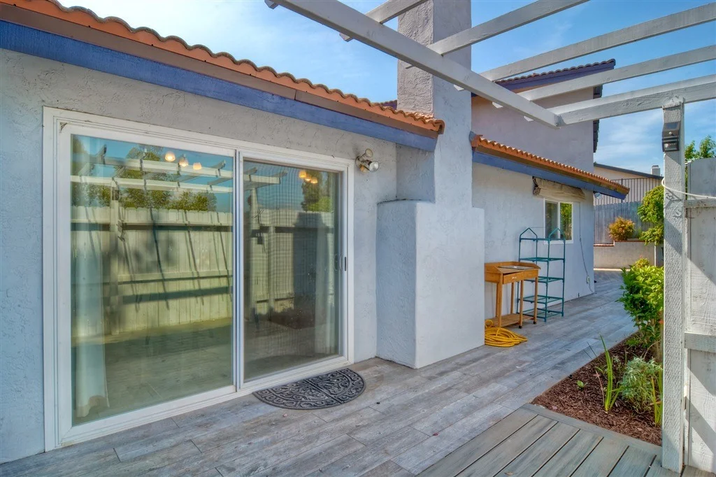 Photo of 1018 Avocado Ave