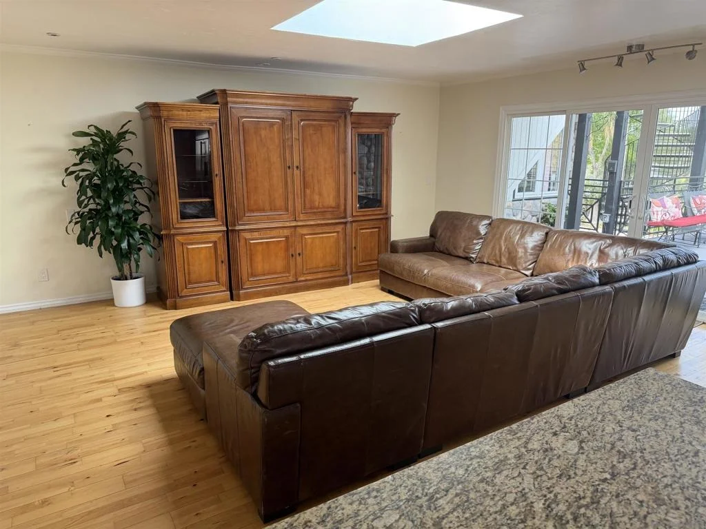 Photo of 4282 Middlesex Drive