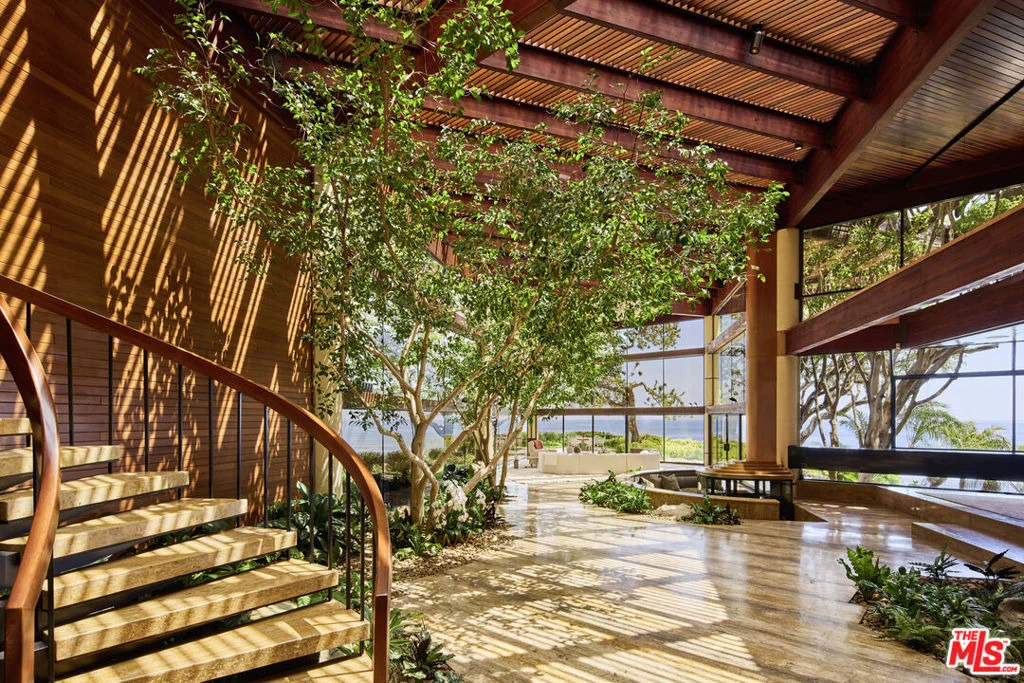 Photo of 6962 Wildlife Road