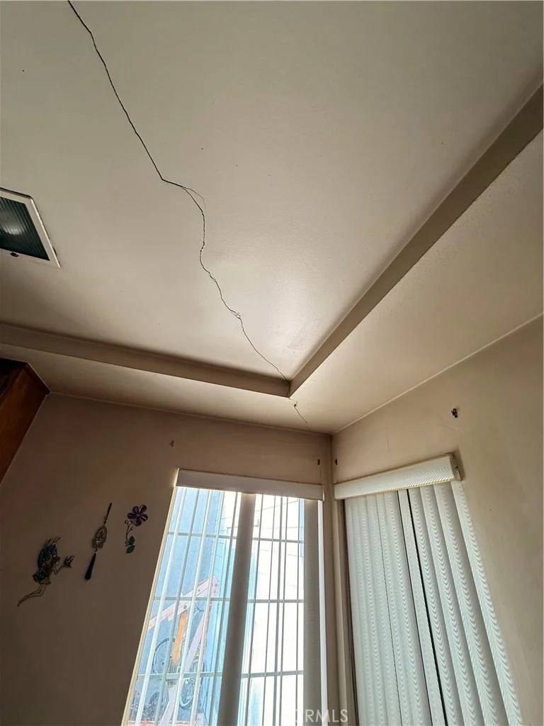 Photo of 13627 Hart