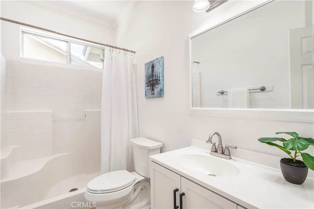 Photo of 230 Del Mesa