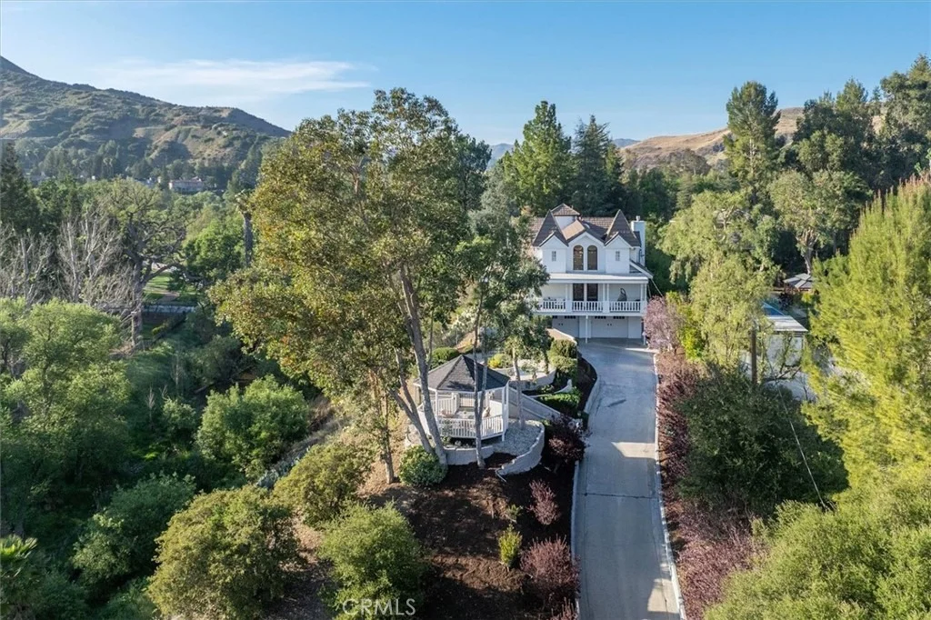 Photo of 28933 Wagon Road