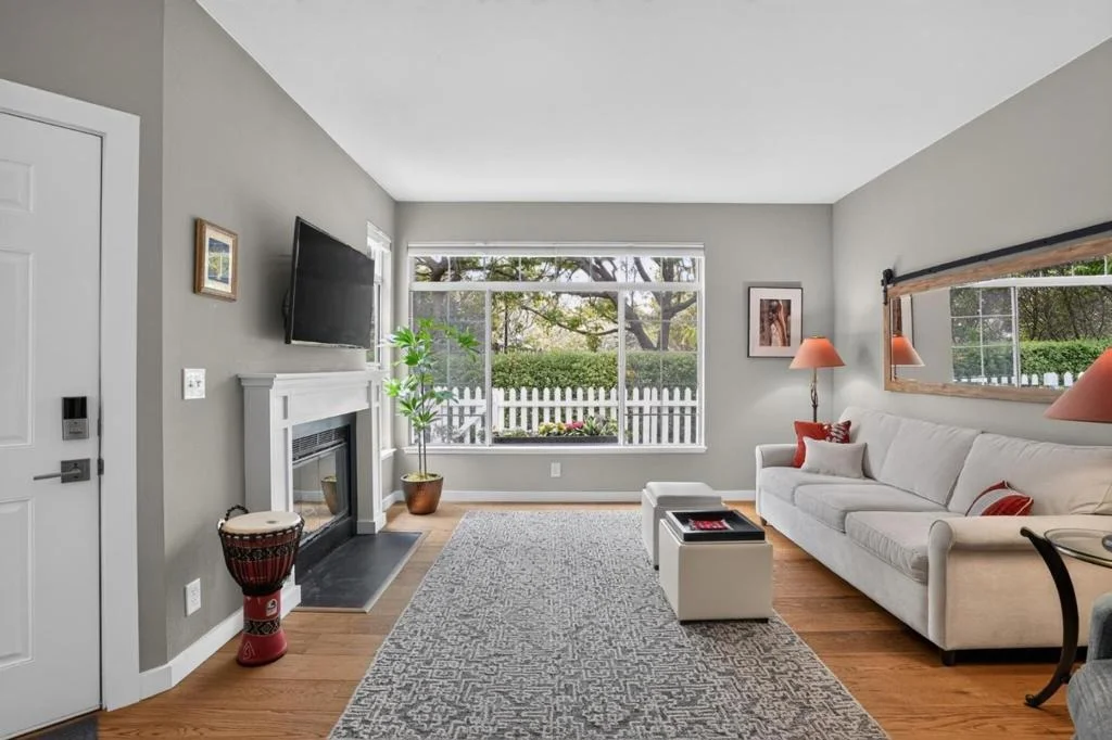 Photo of 108 Commodore Drive