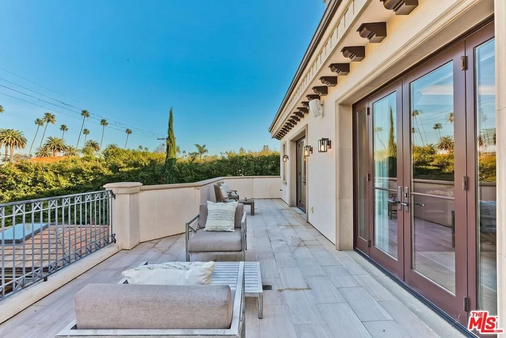 Photo of 610 N Rodeo Drive