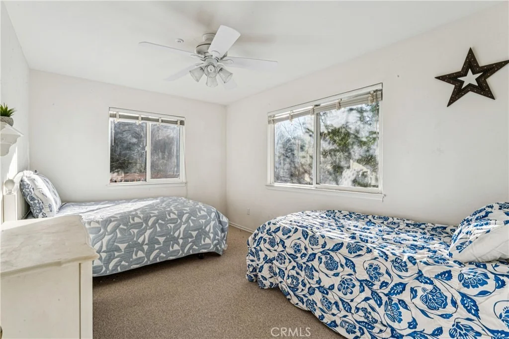 Photo of 305 Summit Road
