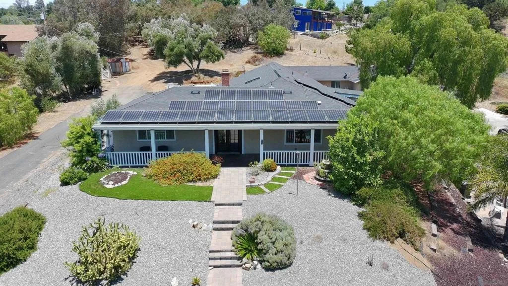 Photo of 3562 S Mission Road