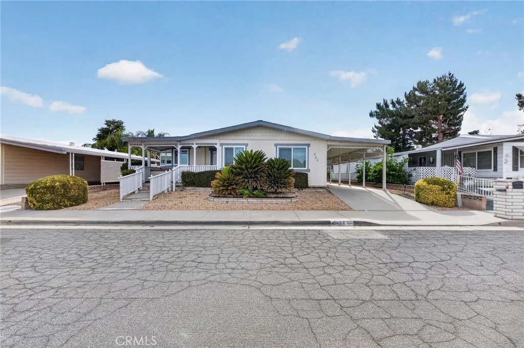 Photo of 564 De Soto Drive