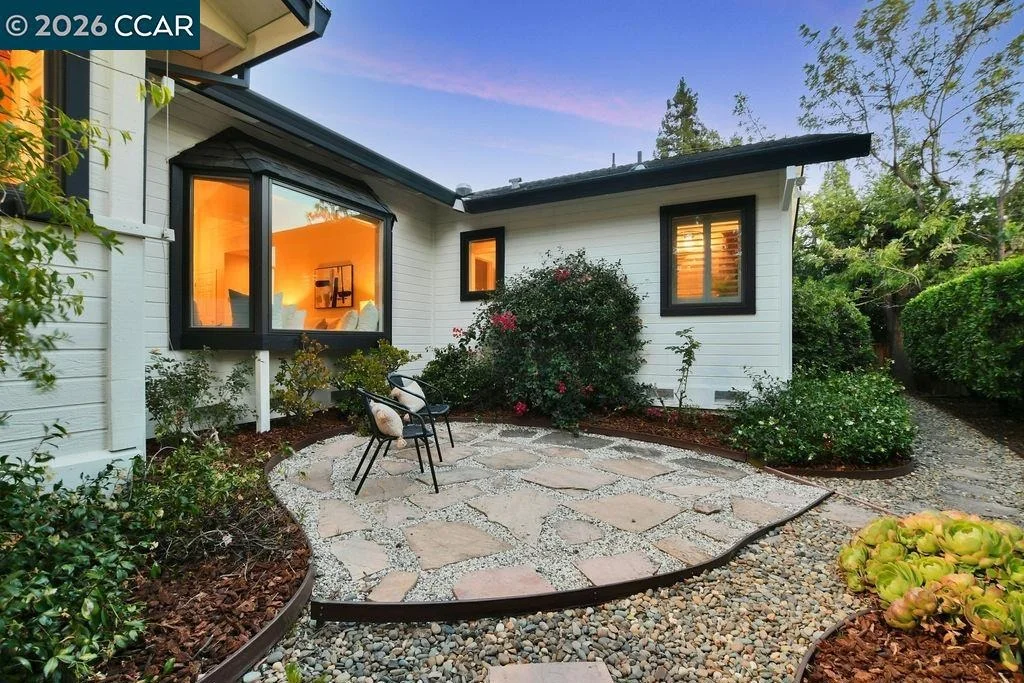 Photo of 403 Midway Place