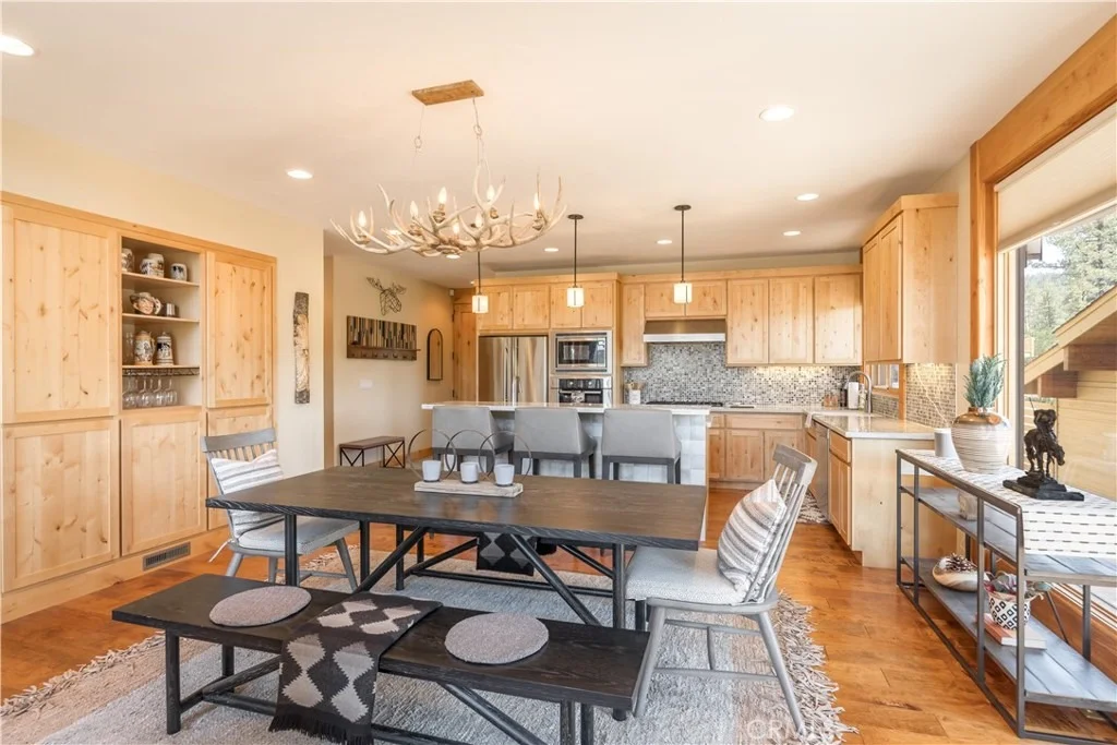 Photo of 650 Lintner