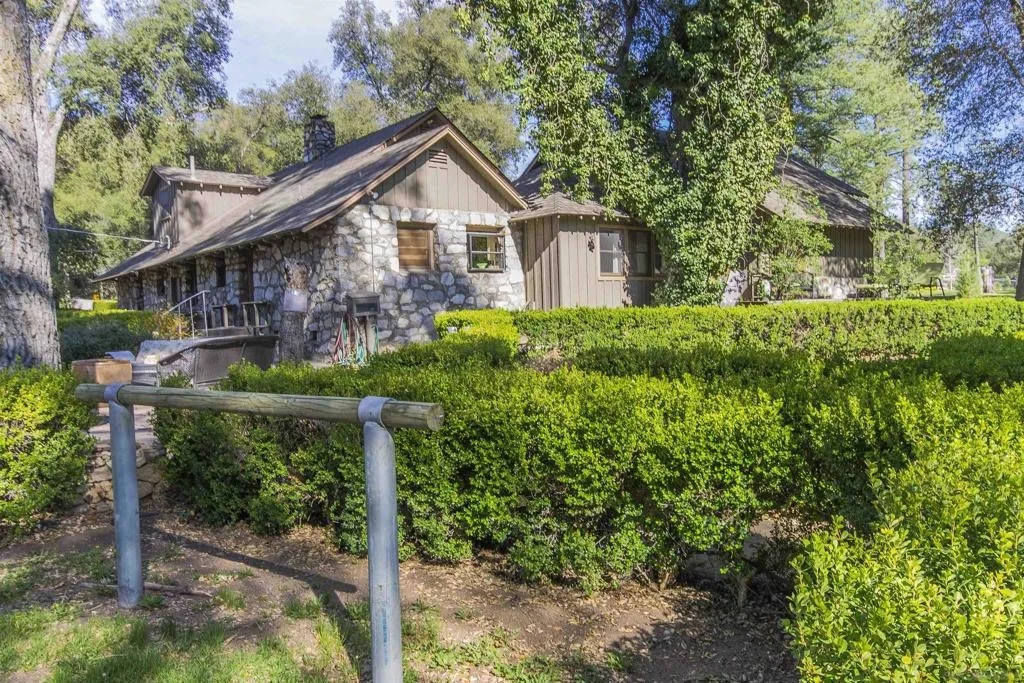 Photo of 28831 Spruce