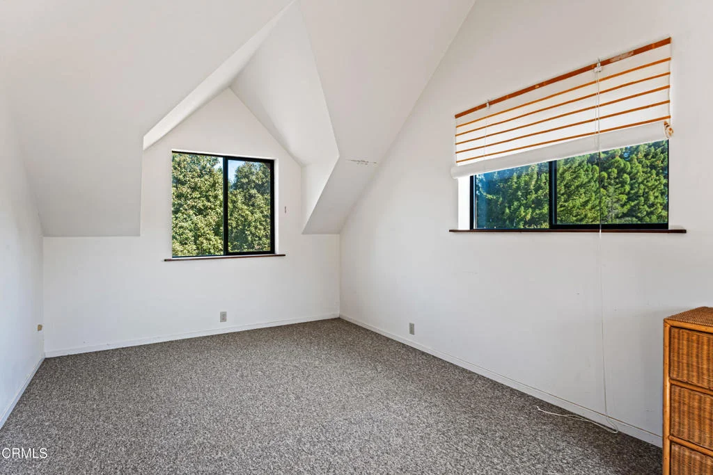 Photo of 28580 Comptche Ukiah Road