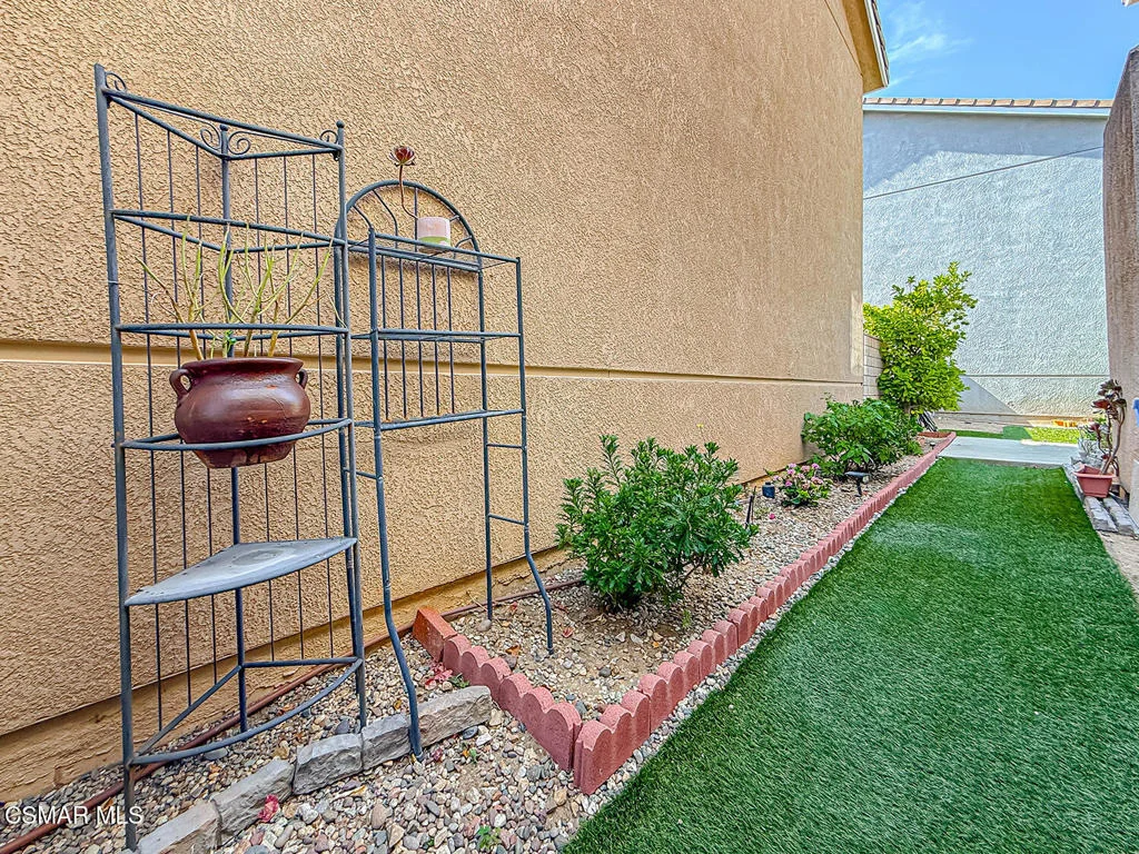 Photo of 2710 Titania Place