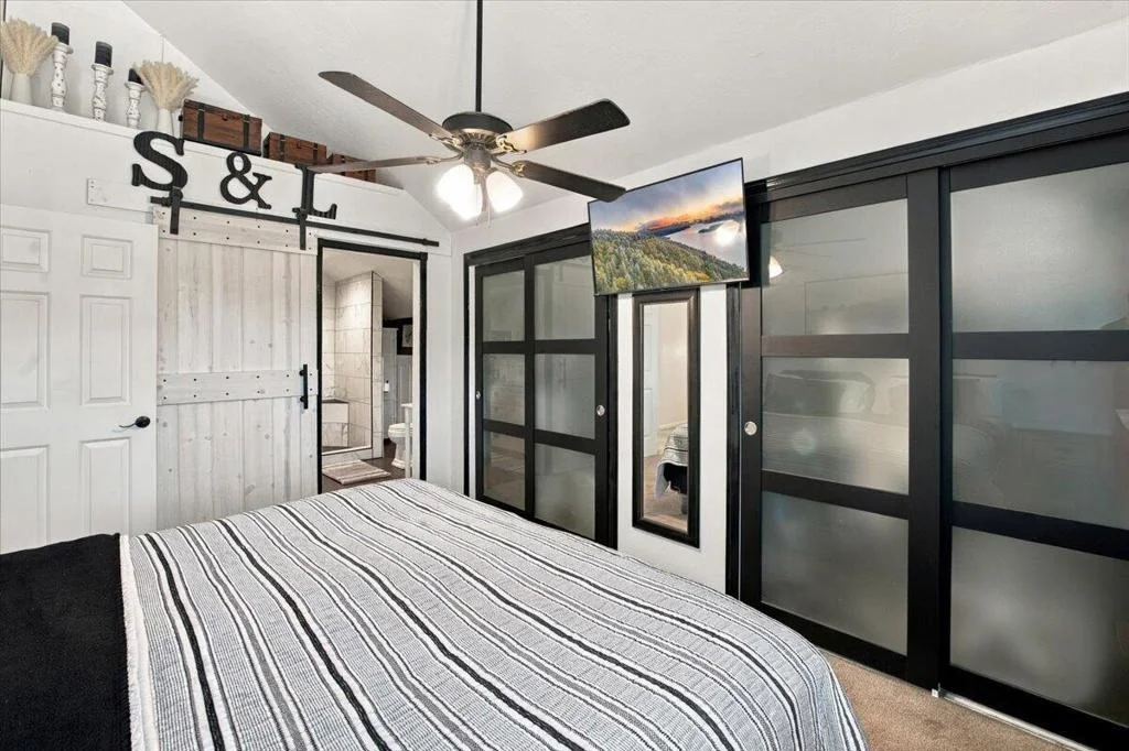 Photo of 2125 State Lane