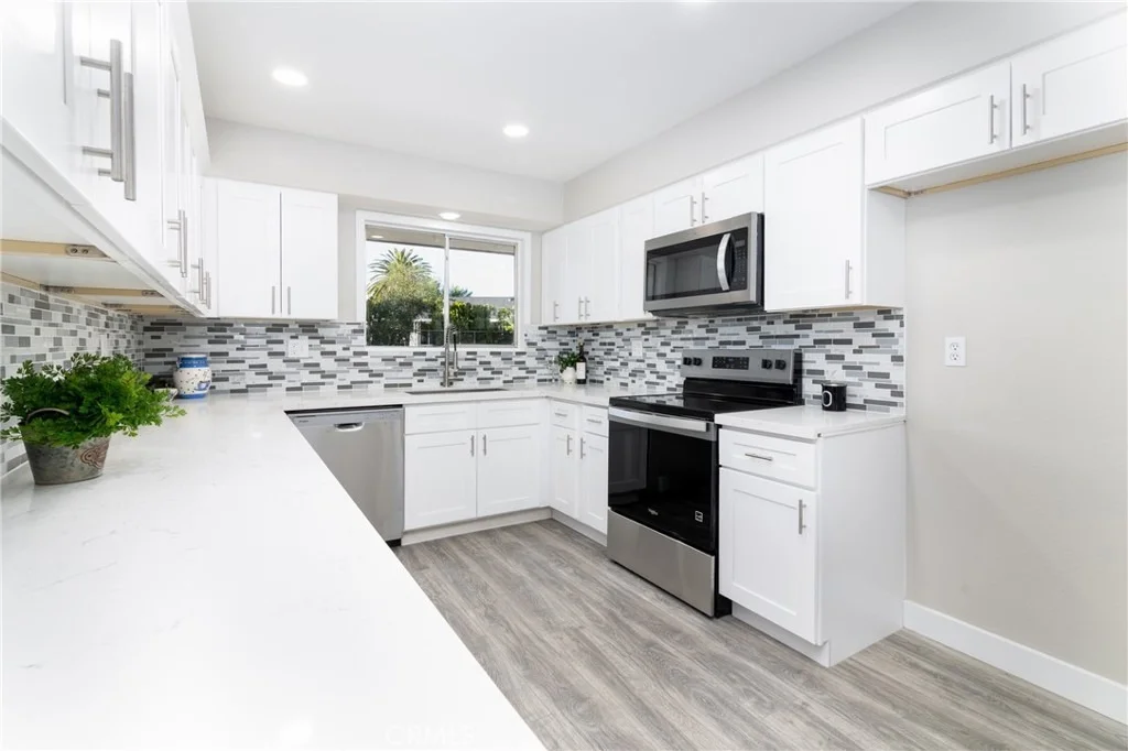 Photo of 26750 Saint Andrews
