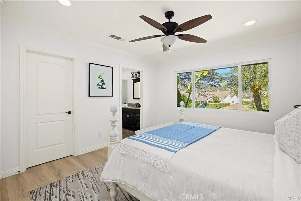 Photo of 2047 Carolwood Drive