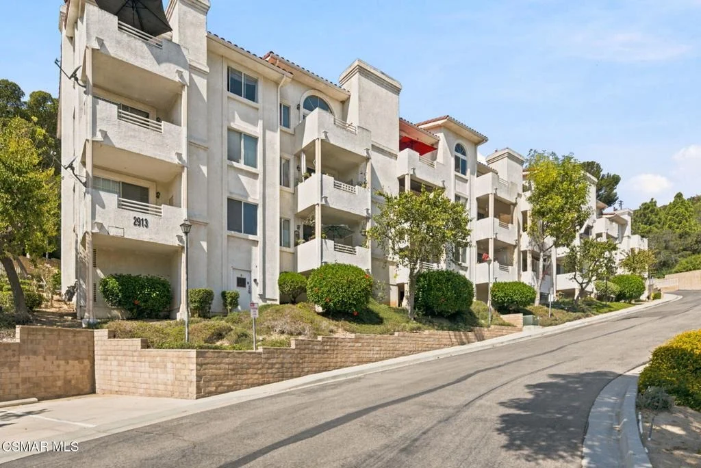 Photo of Unit 104 at 2913 Antonio Drive