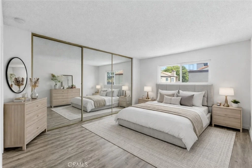 Photo of Unit G at 9362 Shadowood Drive