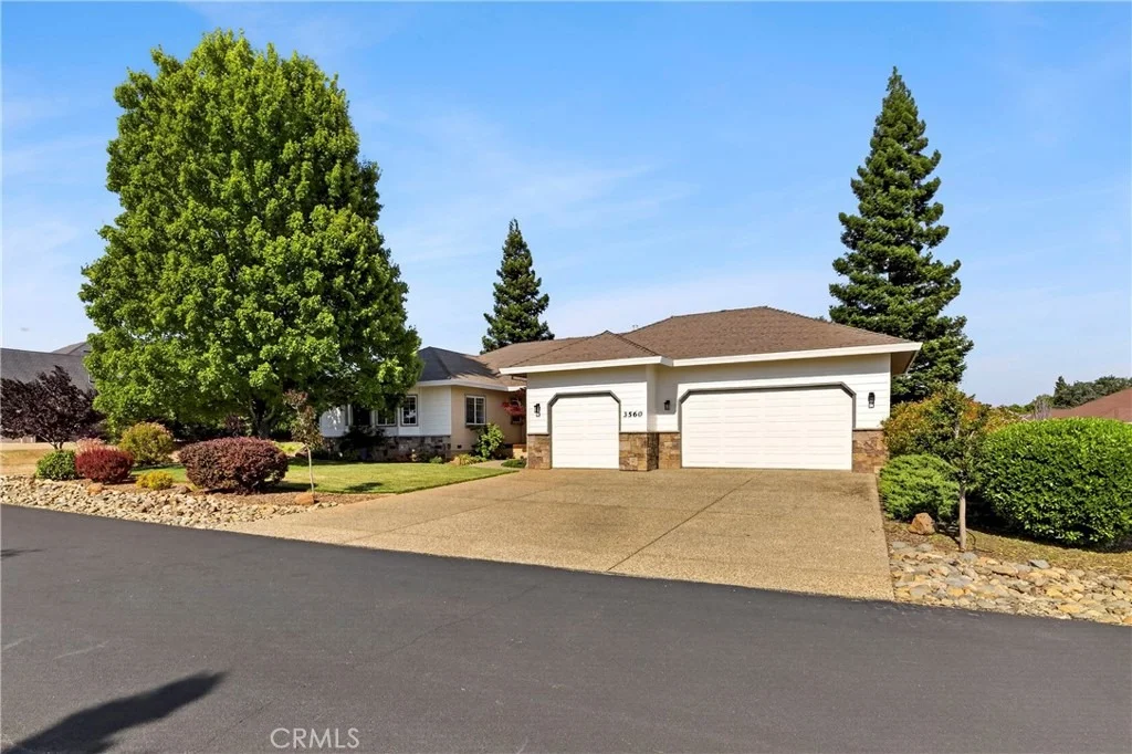 Photo of 3560 Lonnie