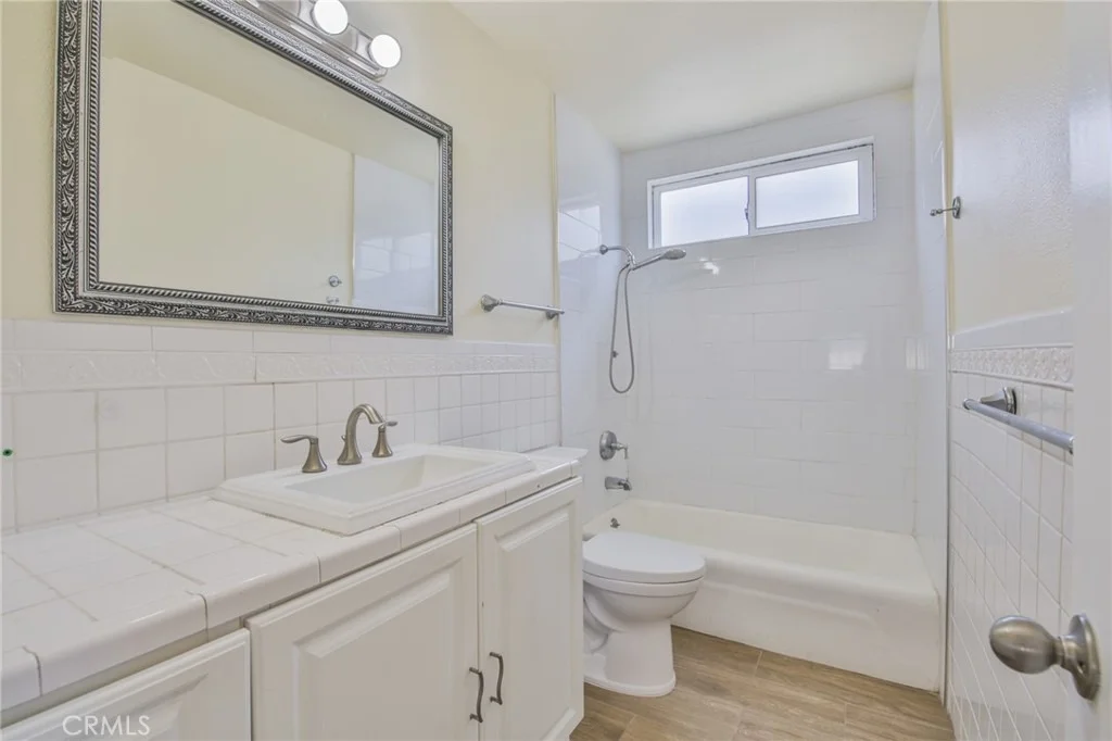 Photo of 11858 Cedarvale