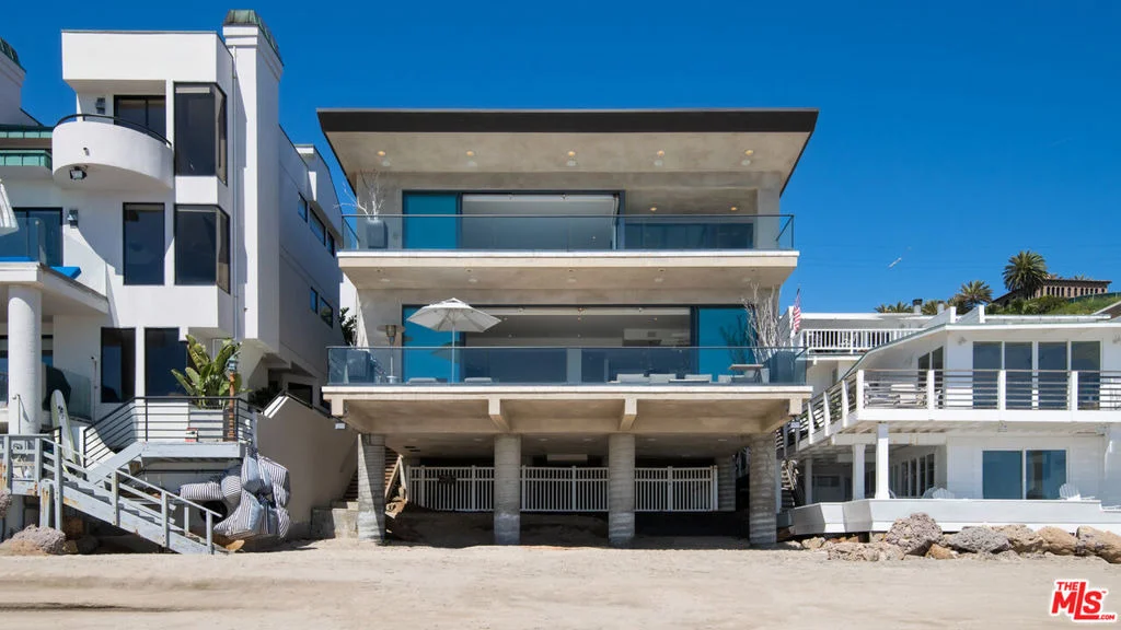 Photo of 25250 Malibu Road