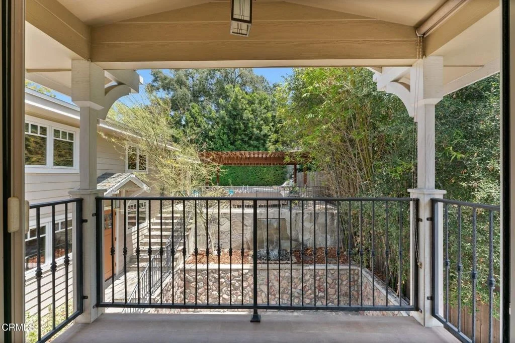 Photo of 130 S Arroyo Boulevard