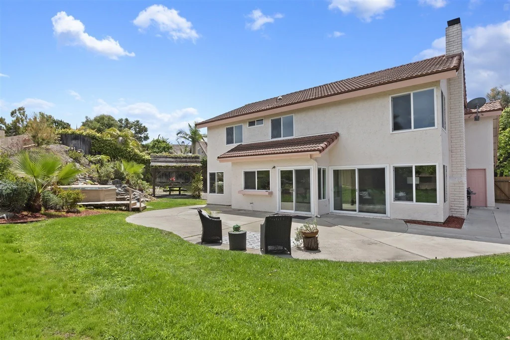 Photo of 1410 VALLEDA LANE