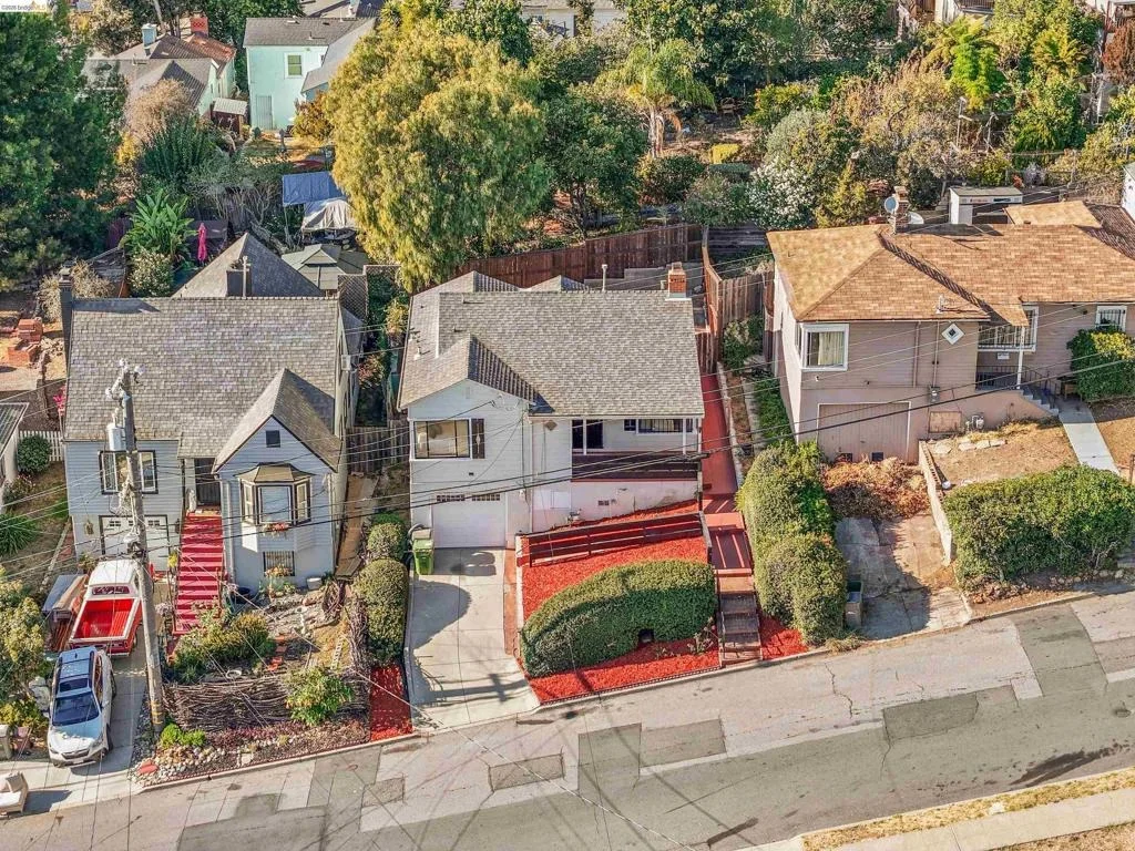 Photo of 3301 82nd Ave