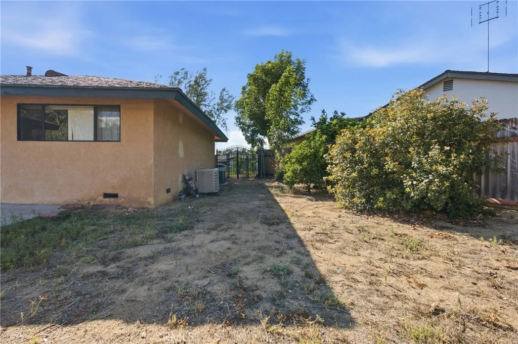 Photo of 3318 Celeste