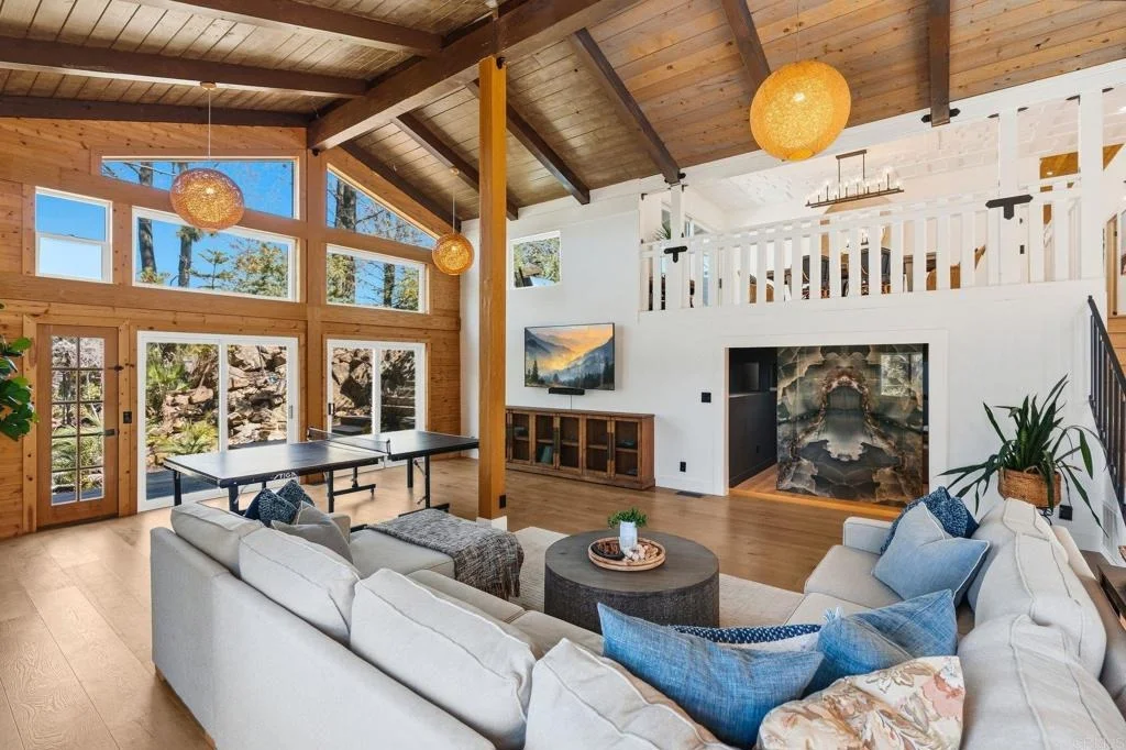 Photo of 765 Val Sereno Drive