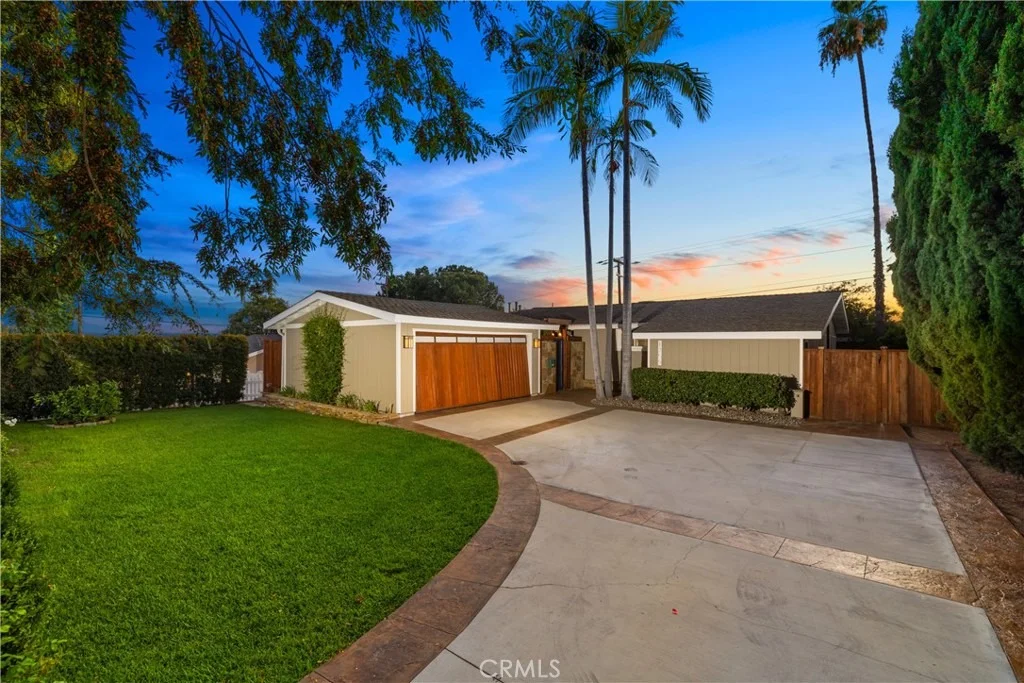 Photo of 1255 Hastings Ranch Drive