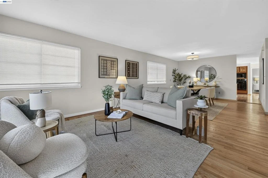 Photo of 14660 Elm St