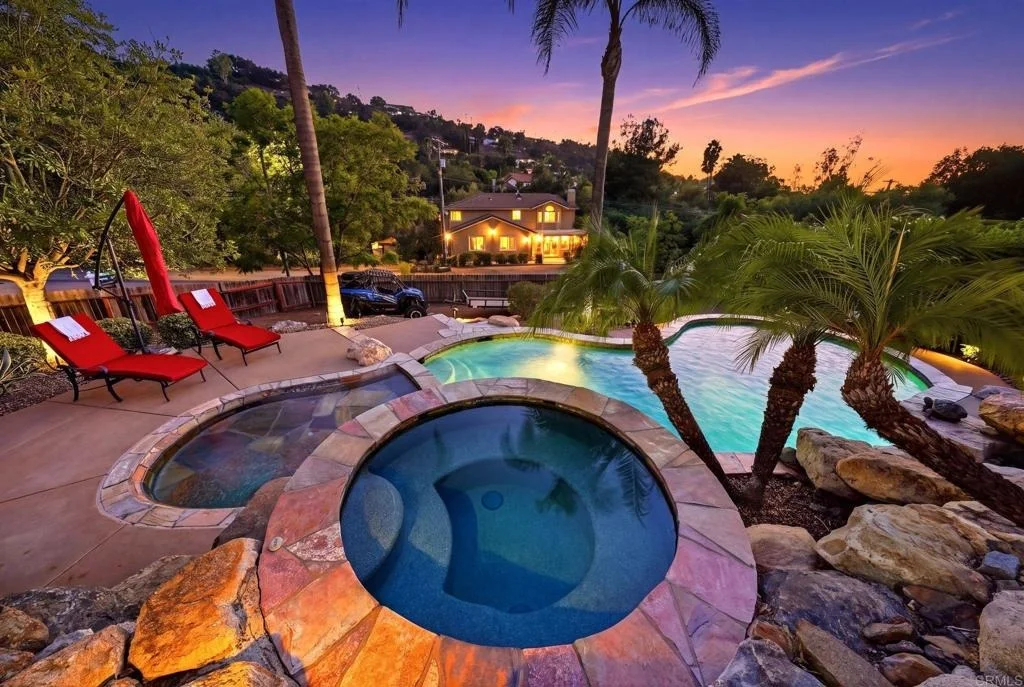 Photo of 2602 Canyon Crest Drive