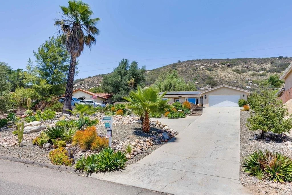 Photo of 24376 Rutherford Road