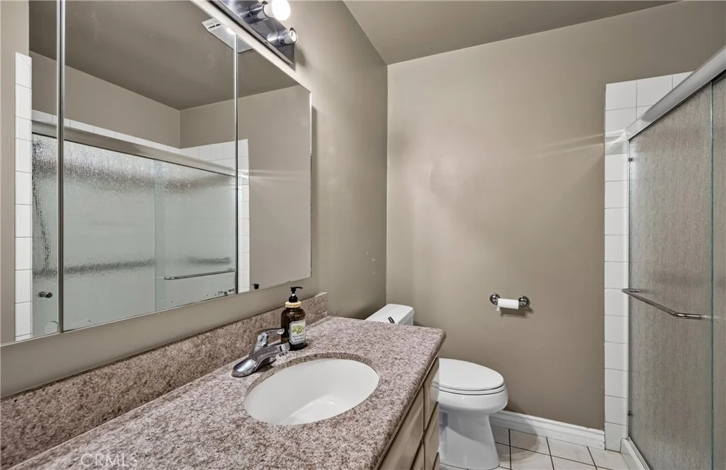 Photo of 21 W Hilton Avenue