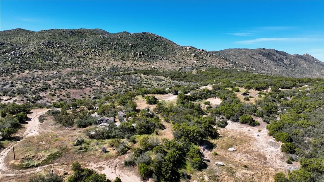 Photo of 55355 Tule Peak Road