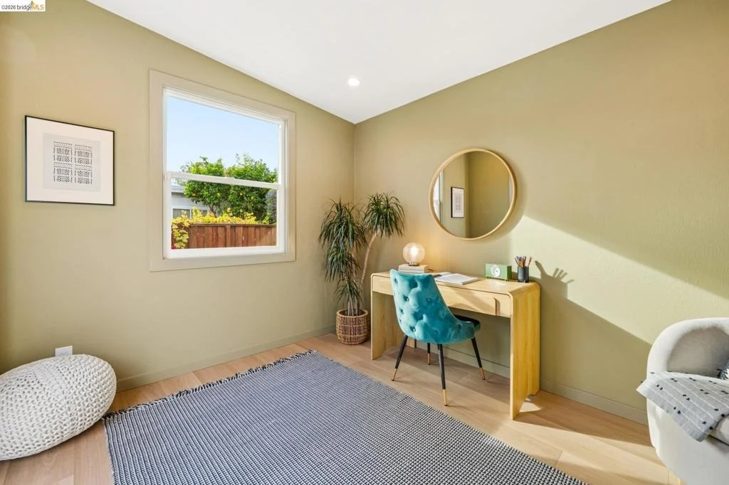 Photo of 1537 Carleton St