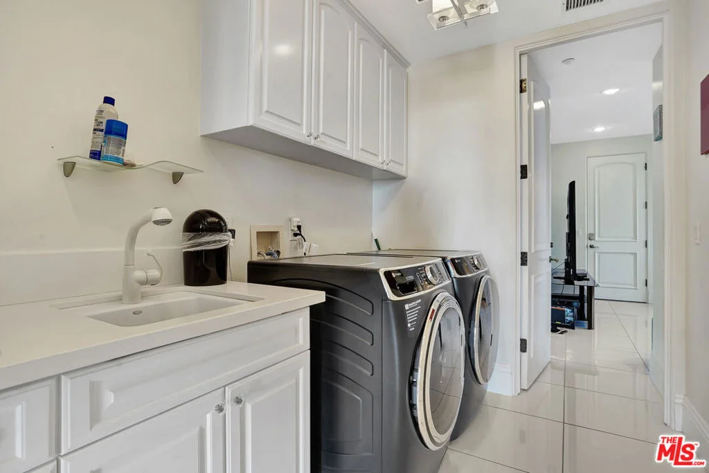 Photo of 27425 Calicut Road